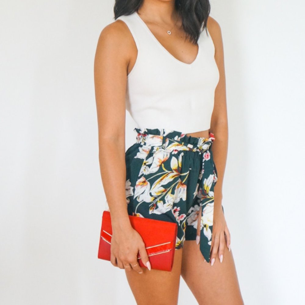 Minit Fashion! Front Tied Fabric Flowy Elastic Floral Shorts NWOT! - Picture 5 of 12